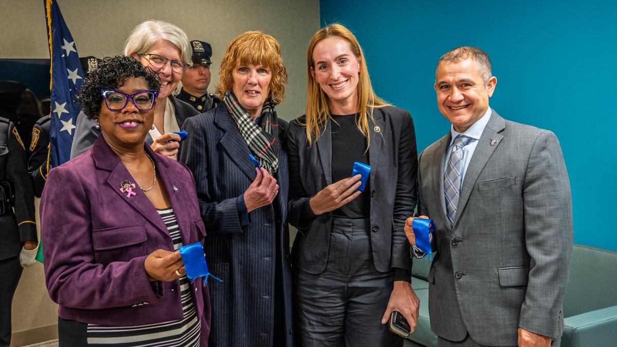 NYPD1stDep's tweet image. Today in the Bronx, we opened the new Special Victims Unit facility. The space is designed for privacy, comfort, and coordinated care under one roof. Our commitment is simple: treat every person with dignity, listen without judgment, and guide them with professionalism.