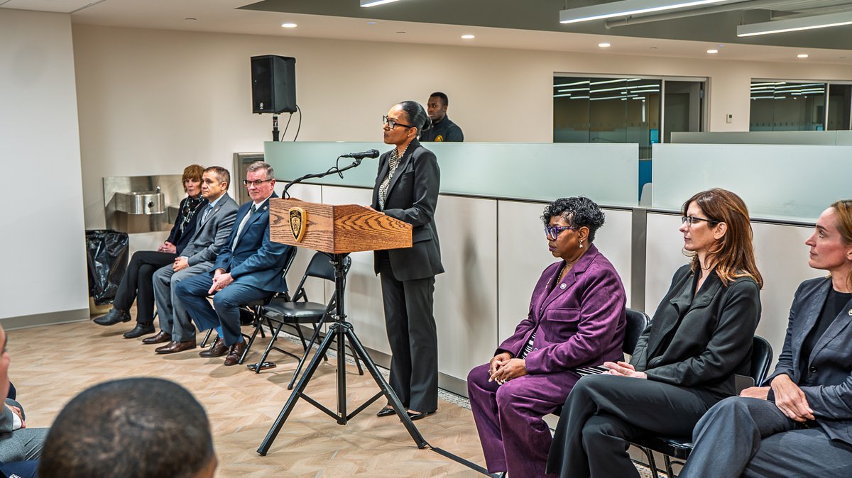 NYPD1stDep's tweet image. Today in the Bronx, we opened the new Special Victims Unit facility. The space is designed for privacy, comfort, and coordinated care under one roof. Our commitment is simple: treat every person with dignity, listen without judgment, and guide them with professionalism.