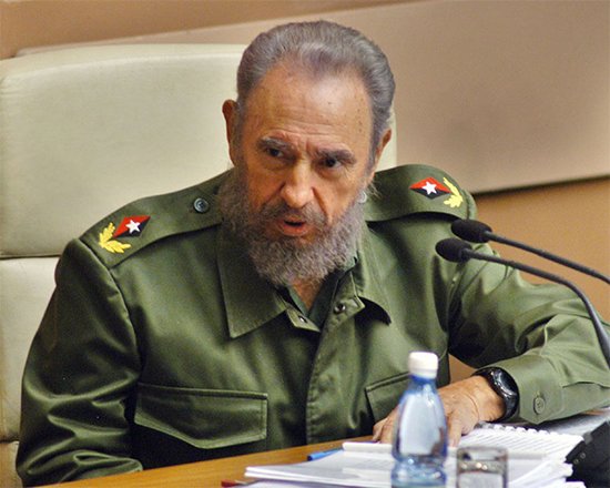 “Cuando hay patriotismo, cuando hay conciencia, cuando hay ideas, cuando hay unión, cuando hay una dirección y cuando se lucha, no puede haber derrota” #Fidel
#CubaVencerá