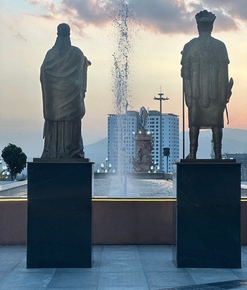 UNESCO_Addis's tweet image. At the 11th @TanaForum, @RBissoonauth stressed that Africa’s natural &amp;amp; digital resources are two pillars of the same sovereignty. With UNESCO support, Africa is turning minerals &amp;amp; data into engines of knowledge, ethics &amp;amp; shared prosperity.