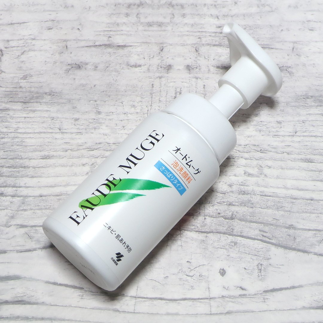 泡の化粧水 冷たい泡がはじけるスプレー スノーウォーターシリーズ 雪解けシャワー