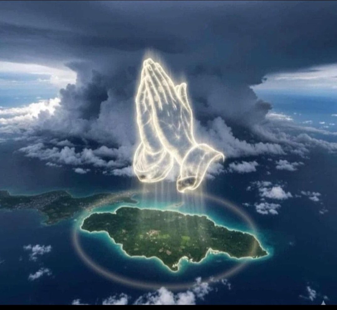 Sending heartfelt prayers for my people and Jamaica. Struggling to find sleep tonight, but my thoughts and hopes are with you all. 🙏🏾🇯🇲