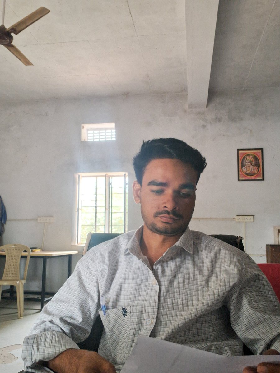 Mee47107Meena's tweet image. My new journey start
It&apos;s duty time 💥
Junior assistant grade ll 
@Radhemahwa 
@LDCsangh