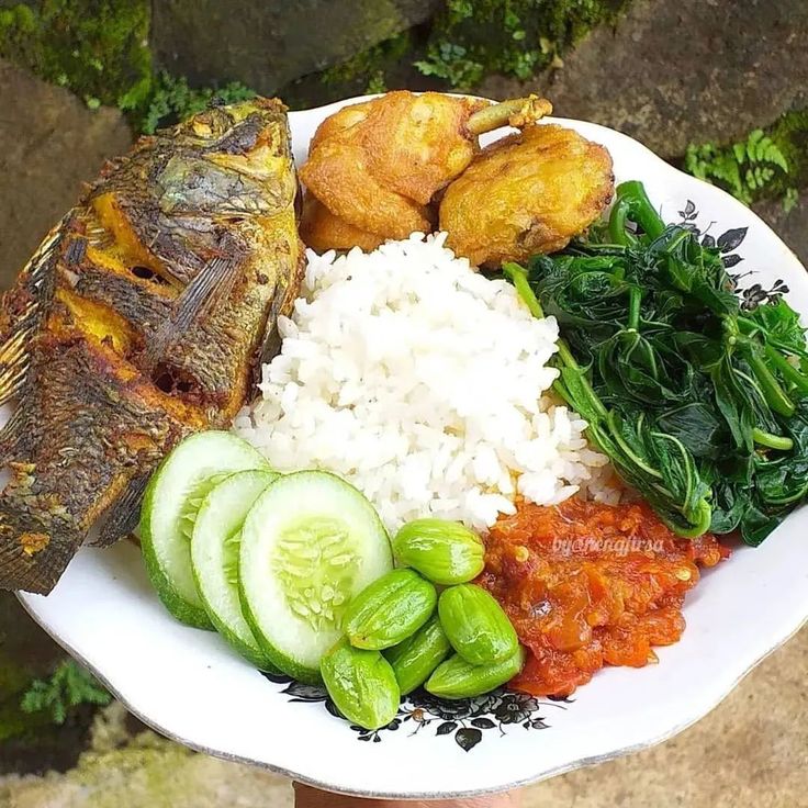 Penasaran dengan IQ nya Pak Purbaya
Cara jawab kritiknya selalu Out of The Box
Dan dahsyatnya semua berbasis DATA. Lihat tuh Hasan Nasbi sampai gak bisa ngomong lagi.

Ada yang tahu gak, selama ini Pak Purbaya ada di planet mana? kok baru muncul sekarang ..? 

Lunch🍚