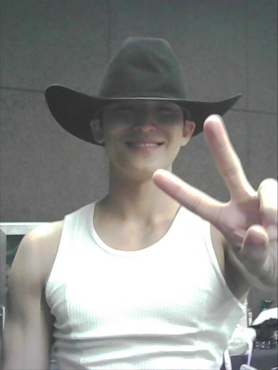 mingyu pics tweet media