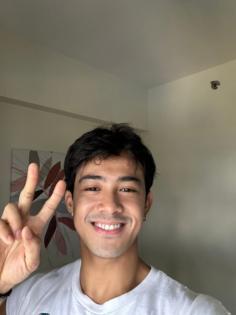 Jas_charms's tweet photo. Genuine smiles never fade

#ARJASReignAtEleven https://t.co/zxnkscR17Z