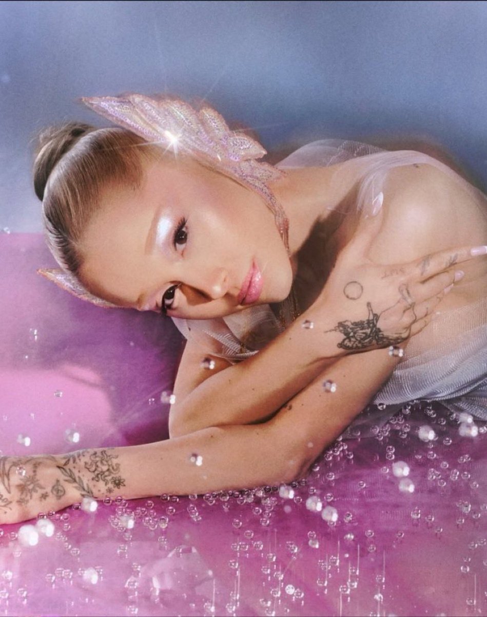 angelina ᥫ᭡’s kellie (@angiesdandelion) on Twitter photo 