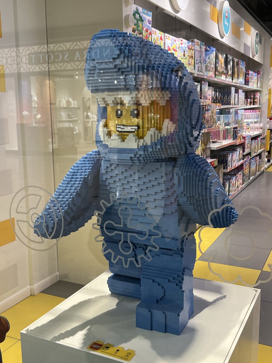 abeerz1alt's tweet photo. no shot this wasn’t a doozer putting lego shark man in the window of my local Lego shop 🦈 https://t.co/txrlke351A