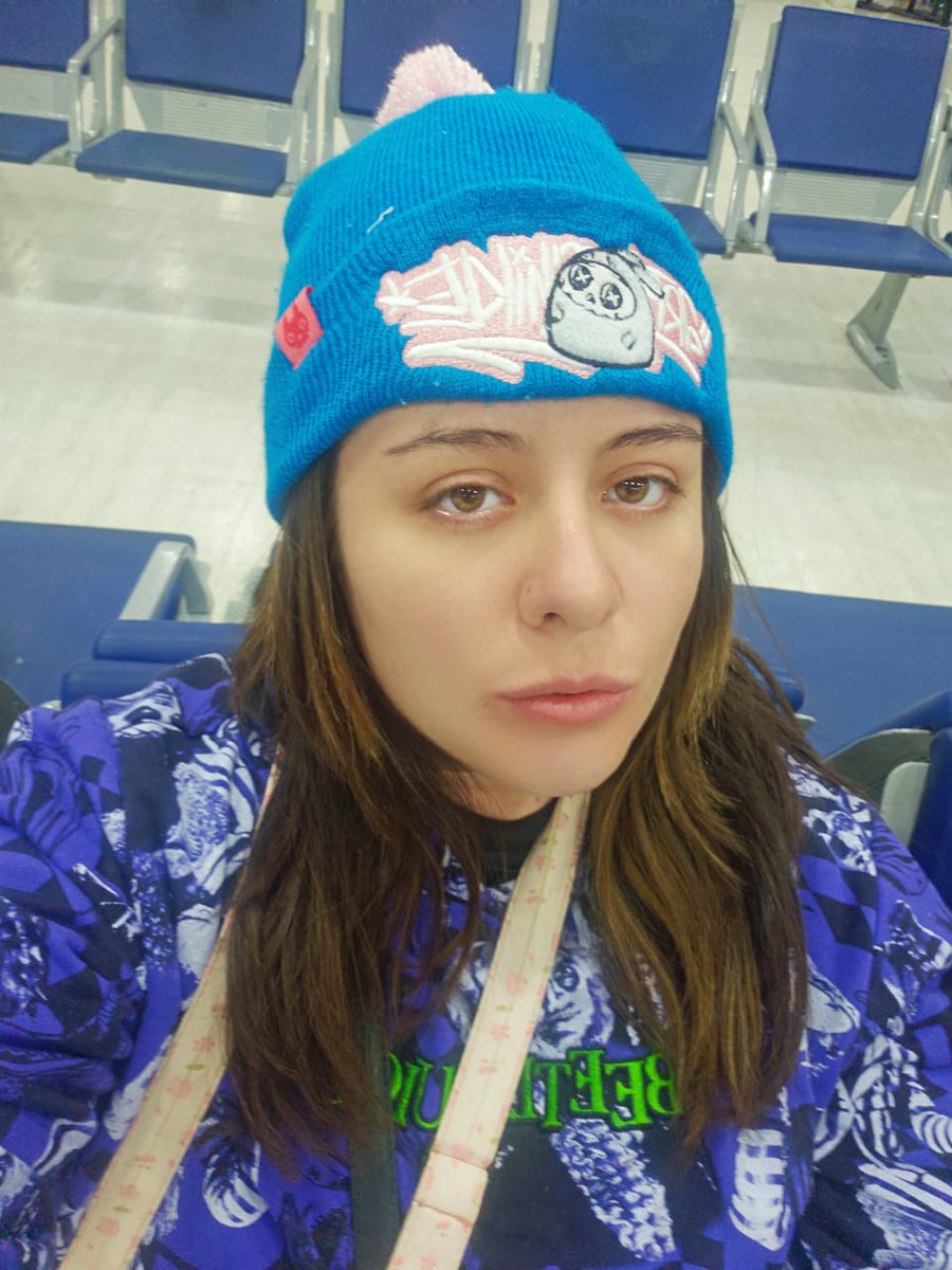 Mi super beanie de <a href="/ArtyandChikle/">🦊ArtyChikle🦊🔜 Confuror, GDL 👑🪄</a> que siempre llevo conmigo, con el diseño que más me encanta, la textura y los colores 🏳️‍⚧️

THIS IS AWESOME!!! ✨️