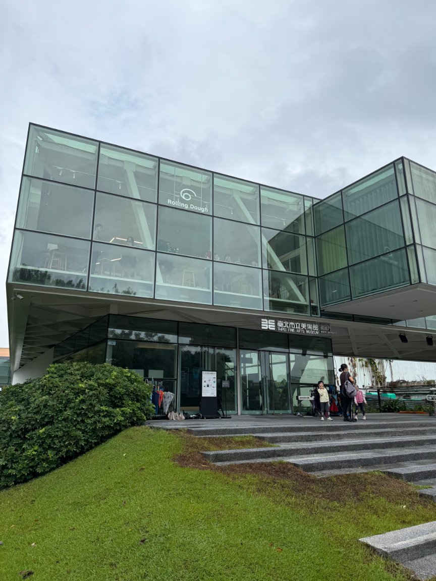 雨の日の美術館は、感情の整理整頓。