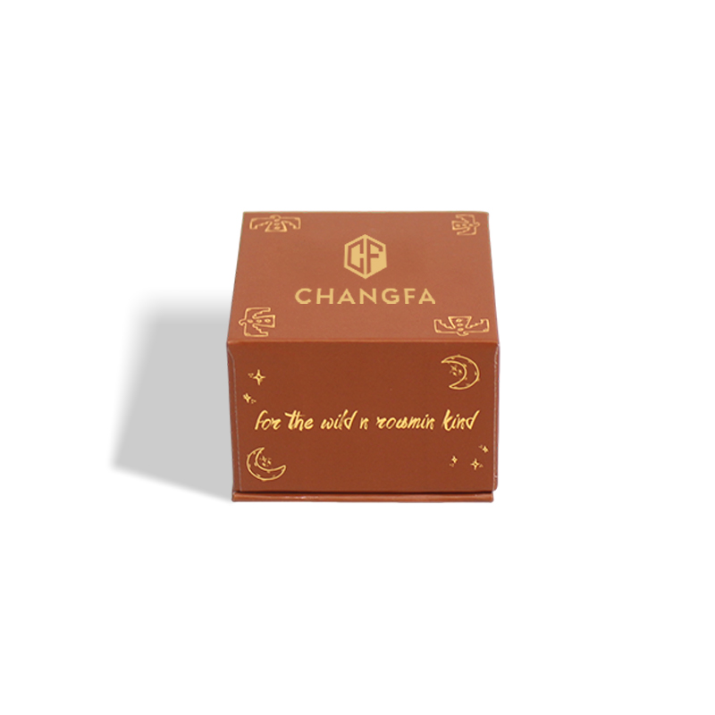 cfpackaging's tweet image. ✨Compact Ring Box for Proposals,Gifts,or Boutique Presentations
☑Removable lid ensures effortless opening and soft sponge interior securely holds the ring in place for an elegant display.
‼Support customization of different sizes, colors, prints and logos.
#jewelrybox #ringbox