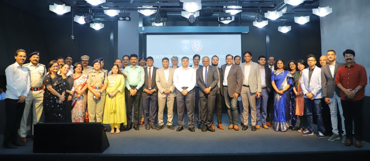SCSC_Cyberabad's tweet image. 🚨 SCSC Annual General Meeting 2024–25 🚨

Key highlights:
✅ Safety &amp;amp; cybersecurity initiatives
✅ Suraksha Kavach, Project Pravaah, EV Patrol, Project Safe Stay, BRCC

👏 Heroic recognition: Traffic Marshal Shiva K. Yadav.
Building a safer Cyberabad 💙

#SCSC #CyberabadPolice