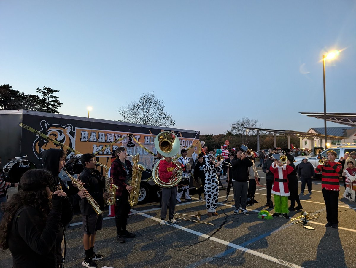 Barnegat Truck or Treat was a blast tonight! Thank you to all of those who stopped by the <a href="/MarchingBengals/">BarnegatMarchingBand</a> Trailer! We had a lot of fun performing for the Barnegat Community and jamming out for an awesome crowd! What a fun night tonight! 🎃🕸️🕷️🍭🍫🎶🎷🎺🥁