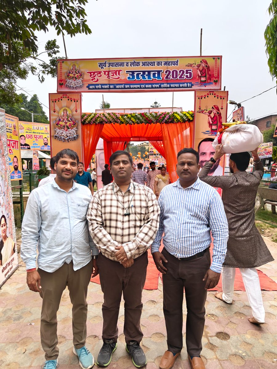 MCD_Delhi's tweet photo. On the sacred occasion of Chhath Puja, MCD ensured comprehensive medical arrangements for the safety and well-being of devotees.

Medical teams were deployed at various ghats across the city to provide immediate health assistance and emergency support to all visiting devotees.

From ensuring cleanliness to maintaining hygiene and medical readiness, MCD worked tirelessly to make the Chhath celebrations safe, smooth, and comfortable for everyone.

#ChhathPuja #MCD #mcdcares #DelhiMunicipalCorporation #SwachhDelhi #Seva #PublicWelfare #healthcare
