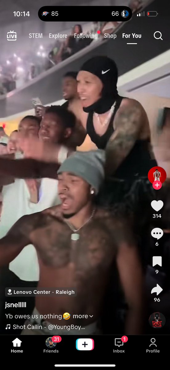 DaveWindso8707's tweet photo. If these boys take that youngboy mentality to the court they might actually go to the NBA. This team is so funny man 😭😭😭😭😭😭 https://t.co/uTIGoXkv56