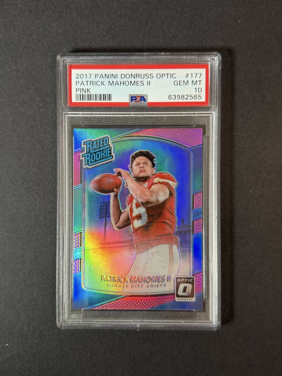 paullydoughnuts's tweet image. $2200 PINK
#gettostackin has a few more for tonight… this is 1 🔥