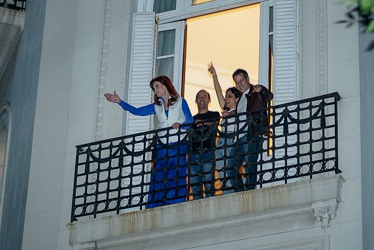 Grace Fernandez (@graceferna19113) on Twitter photo 