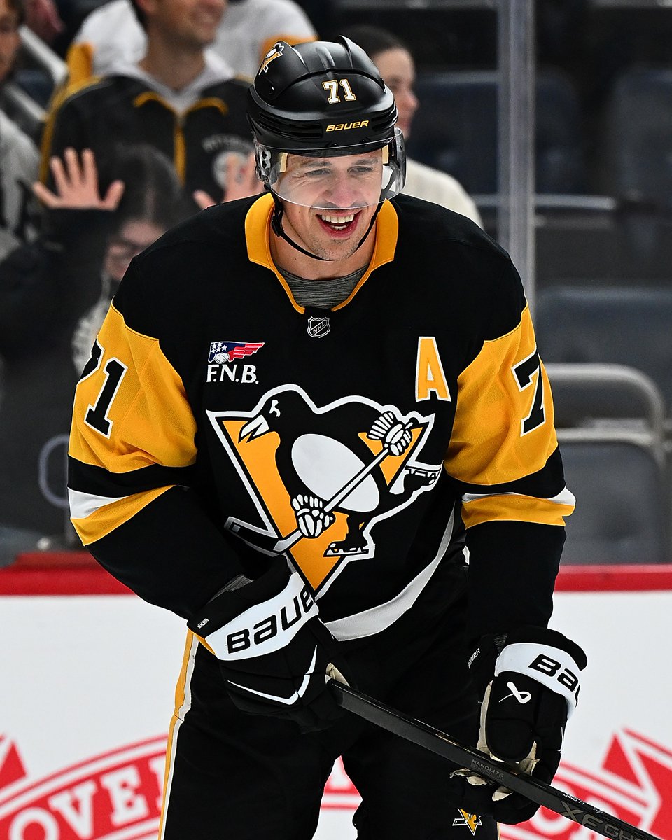 Evgeni Malkin:

16 points in 10 games
1st in the League in assists
T-1st in the League in points

39 years old.
