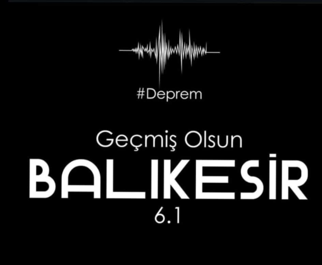 Balıkesir'in Sındırgı ilçesinde meydana gelen depremde bazı binalar yıkıldı, elektrikler kesildi 🤲🤲🤲

Umarız can kaybı yaşanmaz 🤲🤲🤲

#deprem #sallandık #Sondakika
#sındırgı #balikesir