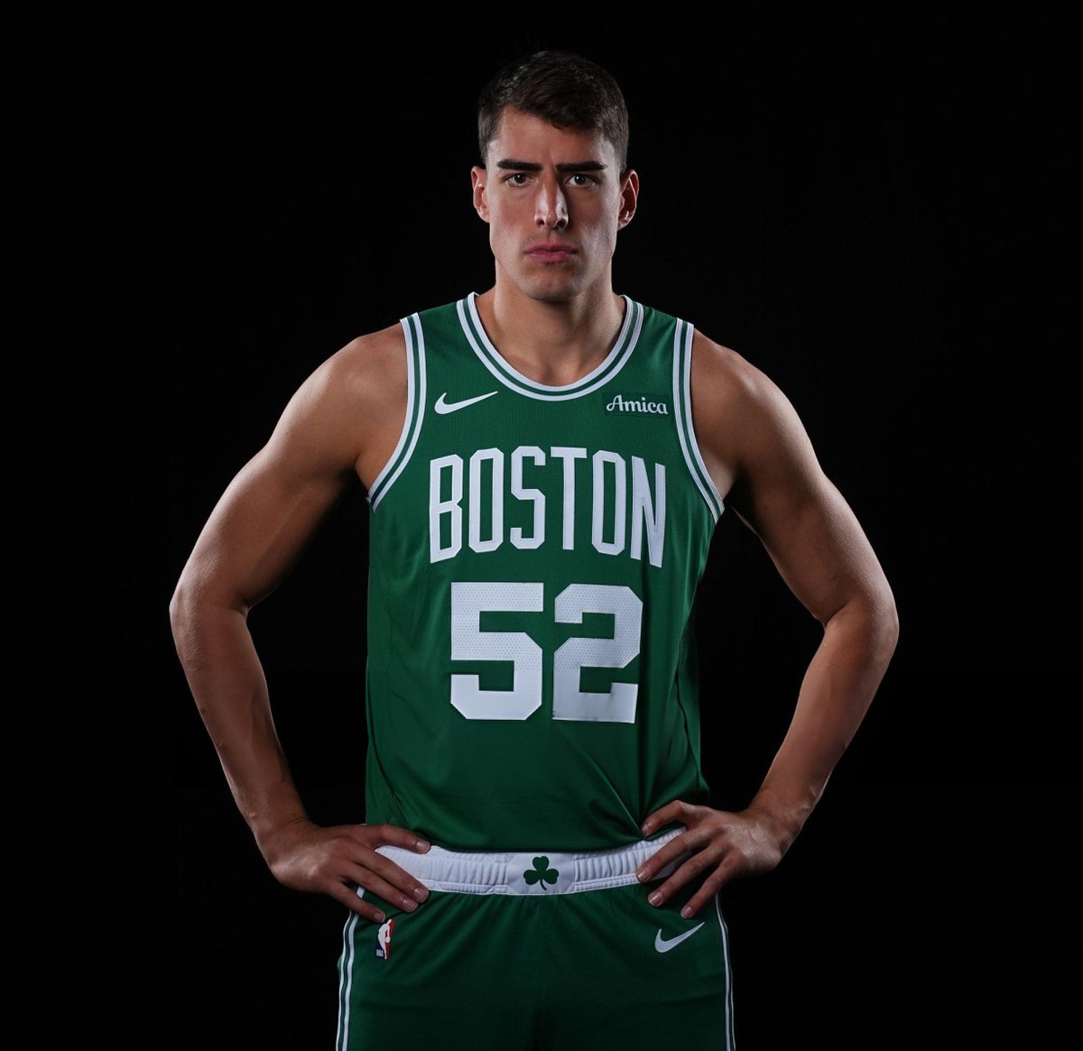 CelticsMuse's tweet image. Luka Garza tonight:

16 PTS
6 REB
5-7 FG
3-4 3FG

Only 19 minutes played. 😤