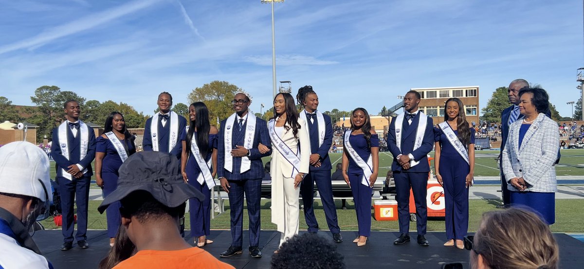 Tailgates, step shows, parties, a fashion show, football game, concert, bazaar, classes, and more, marked Joyce’s first HU homecoming! Our baby girl was pooped by Saturday 🥱😢