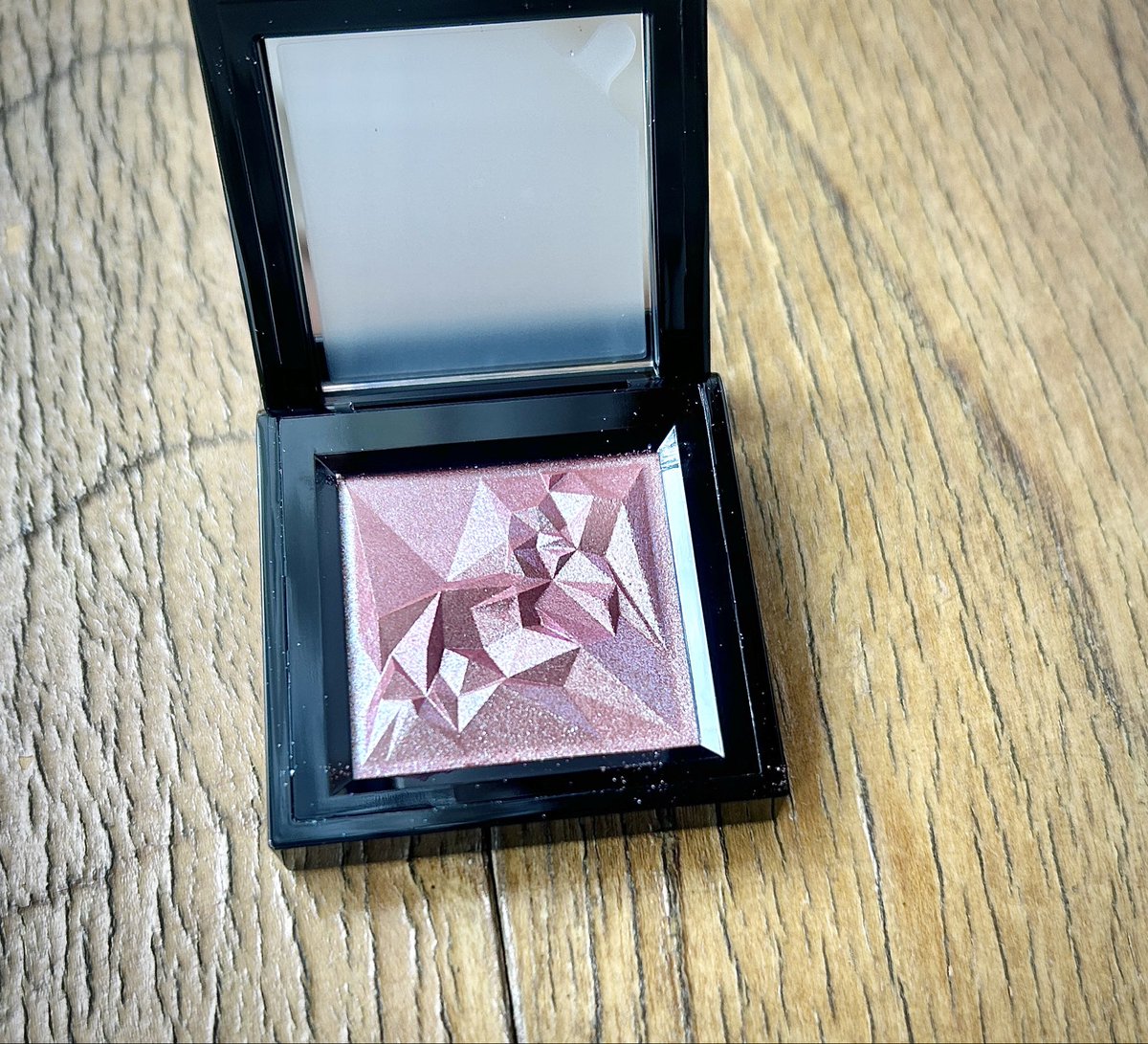 雨之庭紫陽花☂️🖋 個人Vtuber on X