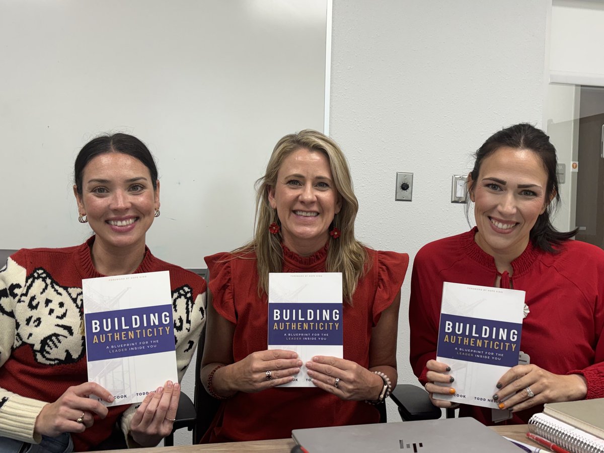 SaraAndersonEDU's tweet image. Grateful for @techninjatodd & the impact he’s had on my growth as a leader. I quote him so often he’s like an unofficial co-principal. 😅
When I became principal, I gifted my APs signed copies of #BuildingAuthenticity—and Todd refused payment. Truly one of the best in the field.