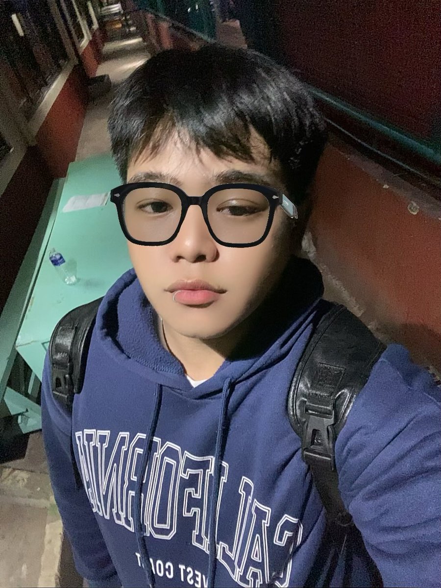 khrystanbrnd's tweet photo. 💙😎 https://t.co/WIfP5SVE9C