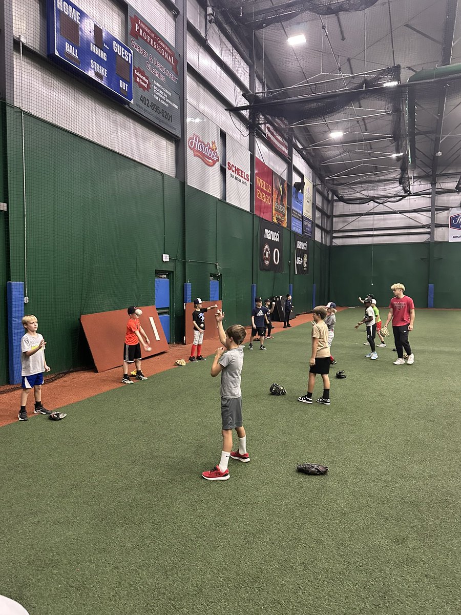 UBA Select tweet media