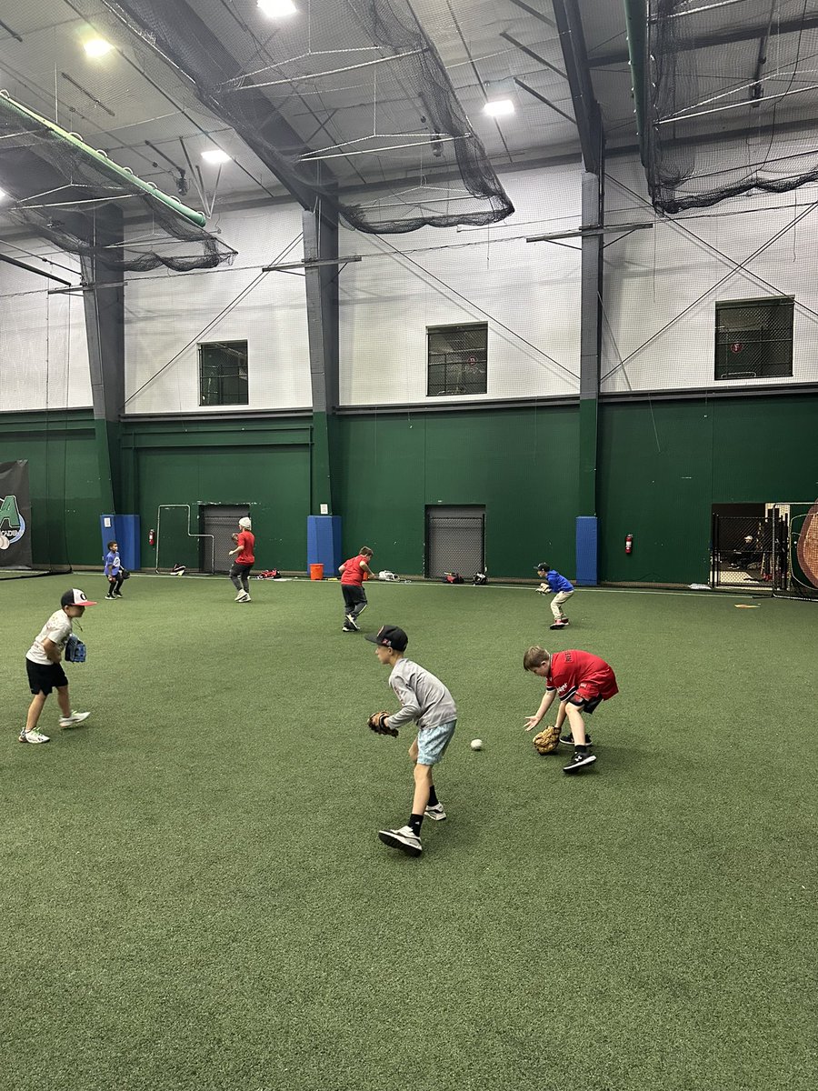 UBA Select tweet media