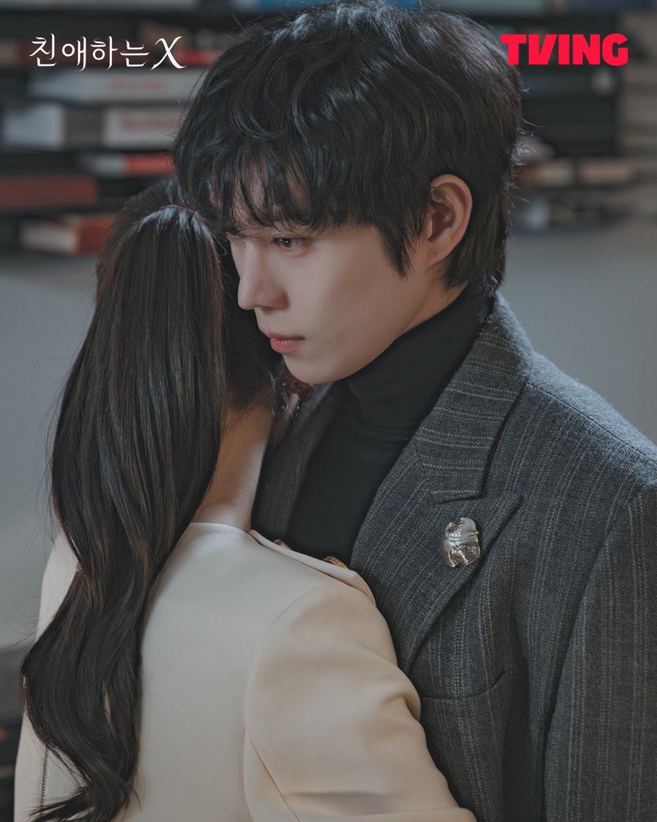 11월 6일까지 기다리기 힘든 여러분을 위해.
백아진X윤준서 NEW 스틸 공개🖤

파멸 멜로 서스펜스
티빙 오리지널 <친애하는 X>
TVING 11월 6일 오후 6시, 1~4화 동시 공개!

#TVING #티빙 #티빙오리지널 #친애하는X #김유정 #김영대 #김도훈 #이열음 #KimYoujung #KimYoungdae #KimDohoon #LeeYulEum