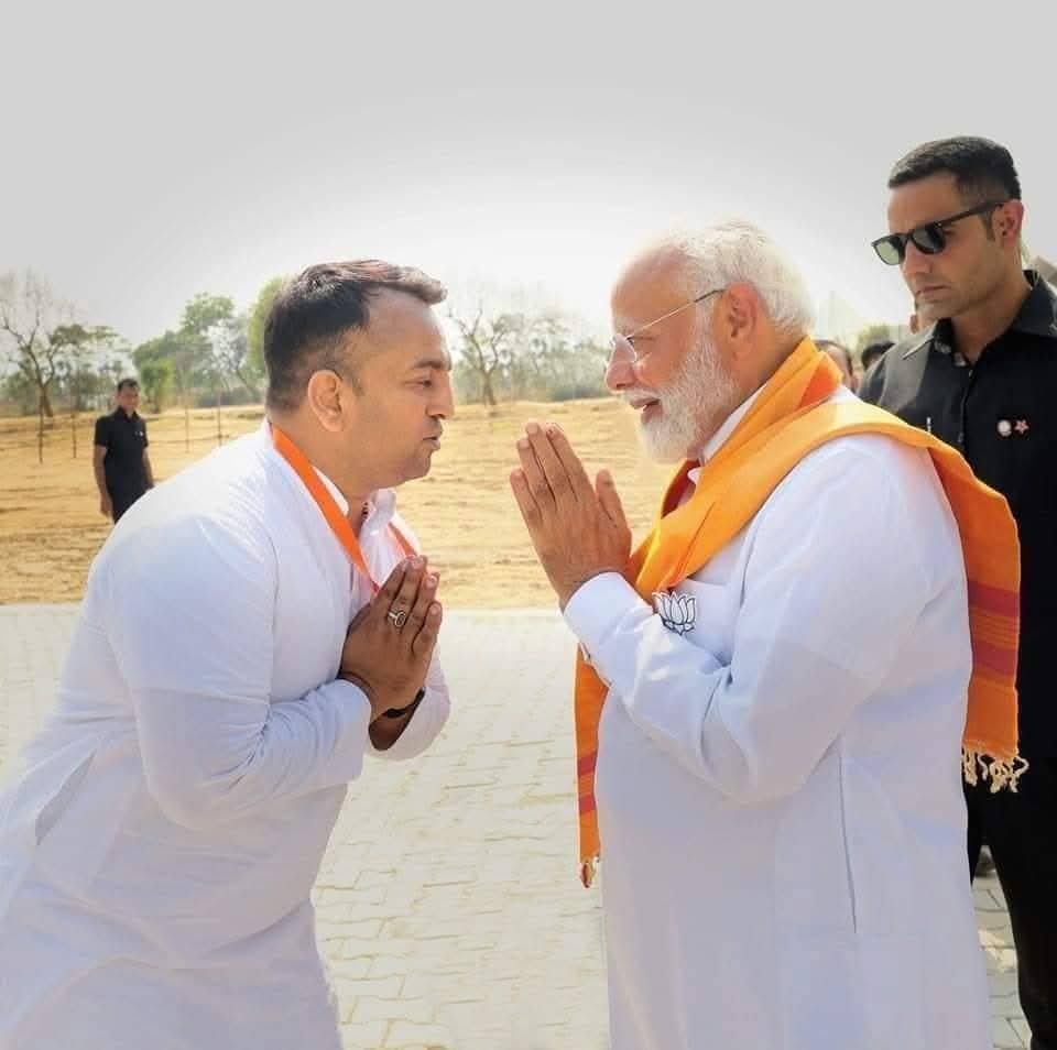 Mewatrising's tweet image. हरियाणा प्रदेश के भाजपा सोशल मीडिया संयोजक बड़े भाई @BeingArun28   जी को जन्मदिवस पर हार्दिक बधाई एवं शुभकामनाएँ।
प्रभु आपको सदैव स्वस्थ एवं दीर्घायु रखें।

#happybirthday
#Arunyadav