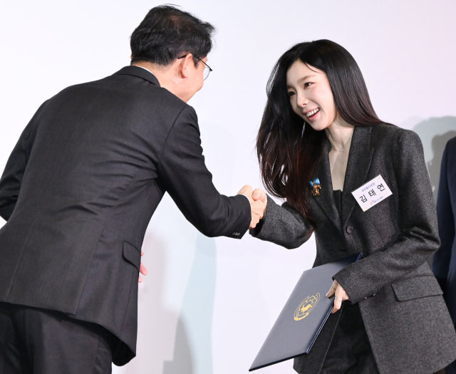309KTYSS's tweet photo. 10th Financial Day Awards 🏆

251028 #태연 @TAEYEONsmtown https://t.co/7mubEGzgCQ