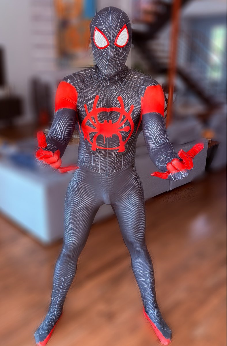Ready to get covered in my web? 🕸️ 

#GaySuperhero
#Spiderman
#SexySpiderman