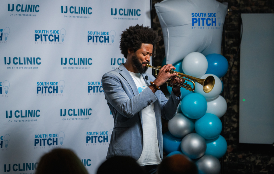 Congratulations to this year’s winners of the 12th Annual South Side Pitch. We were proud to name ChiBrations as the recipient of this year’s Rustandy Center Social Impact Award. ChiBrations is an app centralizing performing artists around Greater Chicago.
