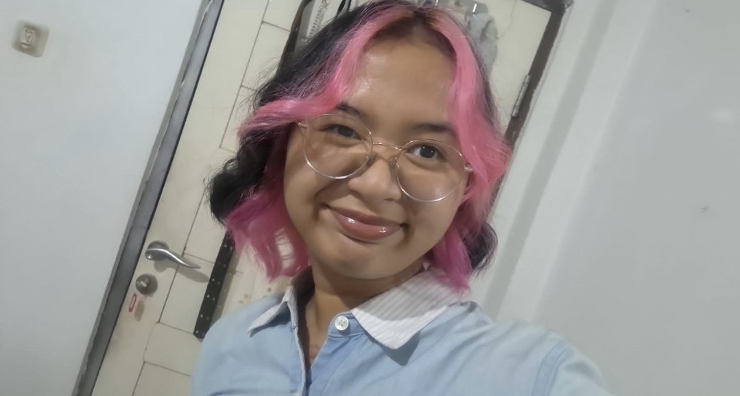 yapperarea's tweet image. pink ^___^