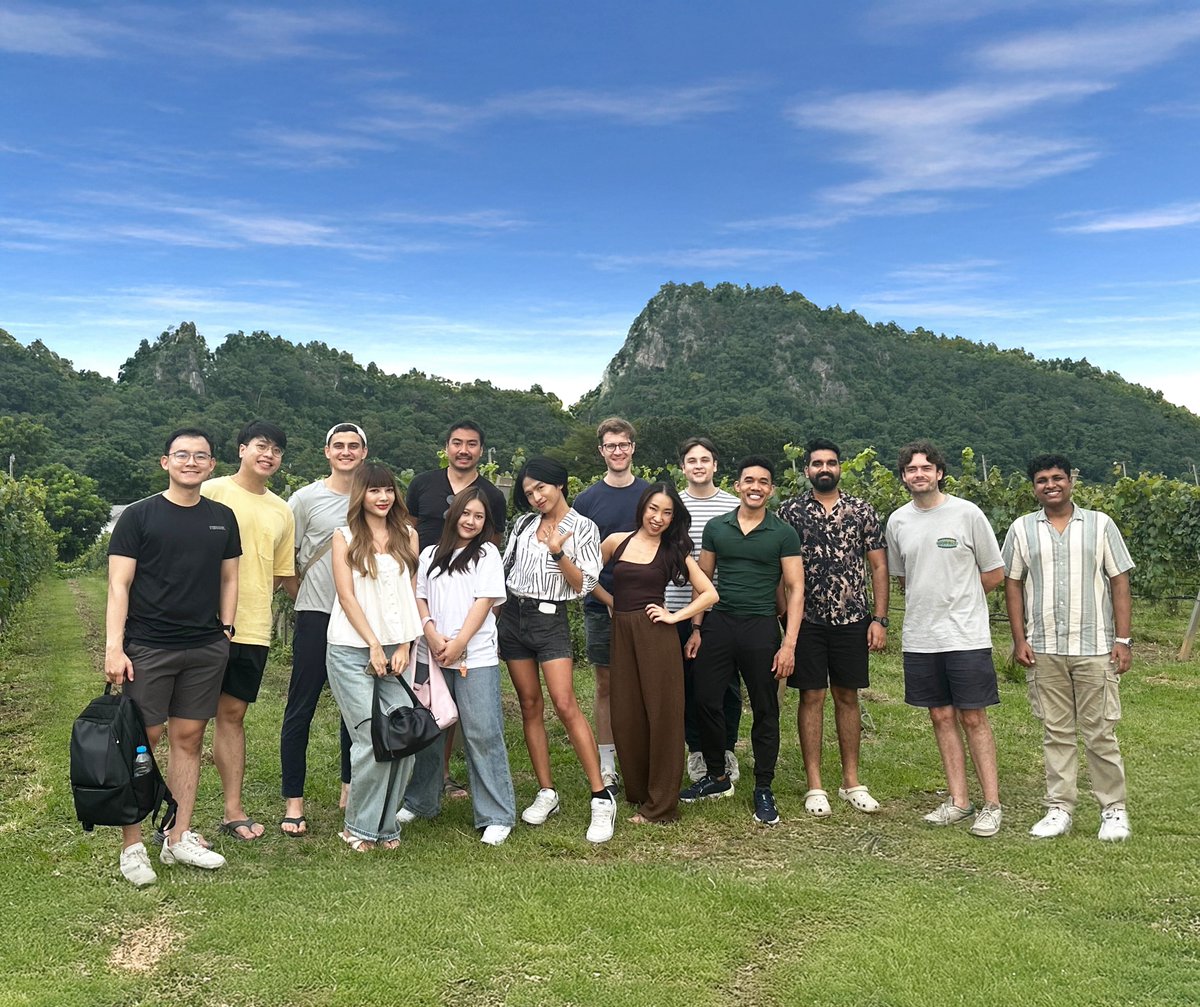 Zaapi_Official's tweet image. 💚 It’s the people who make Zaapi special.

We’ve grown together with a team that’s stayed strong and united with no churn over the past 2 years.

Grateful for everyone who’s been part of this journey.

#Zaapi #Startups #Teamwork #Culture #Growth