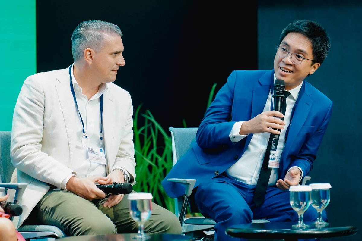 appsgadget's tweet image. 💡 Fuse Financing (powered by GCash) champions co-lending partnerships to scale credit for unbanked Filipinos.
CFO Gabby Lacuesta highlights fintech-bank collaboration at ADB’s Asia Finance Forum. 🇵🇭
#GCash #FuseFinancing #FintechPH #FinancialInclusion @gcashofficial