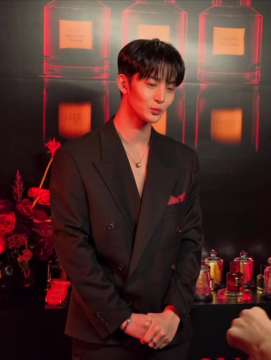 sodubaeb's tweet photo. 251028 xaexxnxounx IG (4)

#Trudon #NuitRoughe #TrudonCollection
#트루동 #누엣루즈 @/trudon

#배진영 #BAEJINYOUNG https://t.co/b5wbHawHja