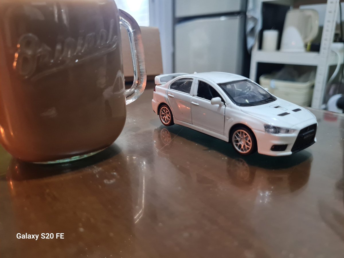 erwinomics's tweet photo. Ngopi pagi.

#mobilkecil
#mitsubishi https://t.co/HCXBUcXS3U