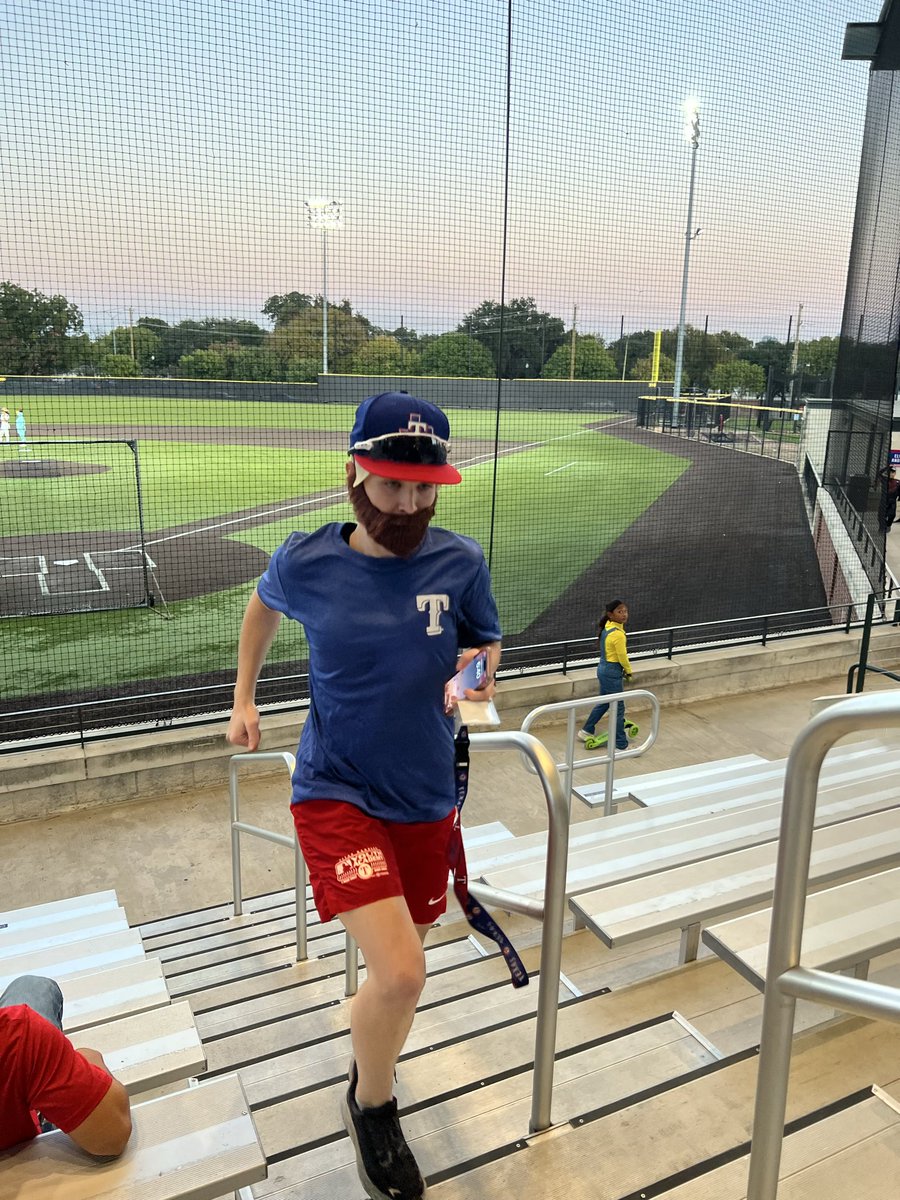 Meagan Robles tweet media