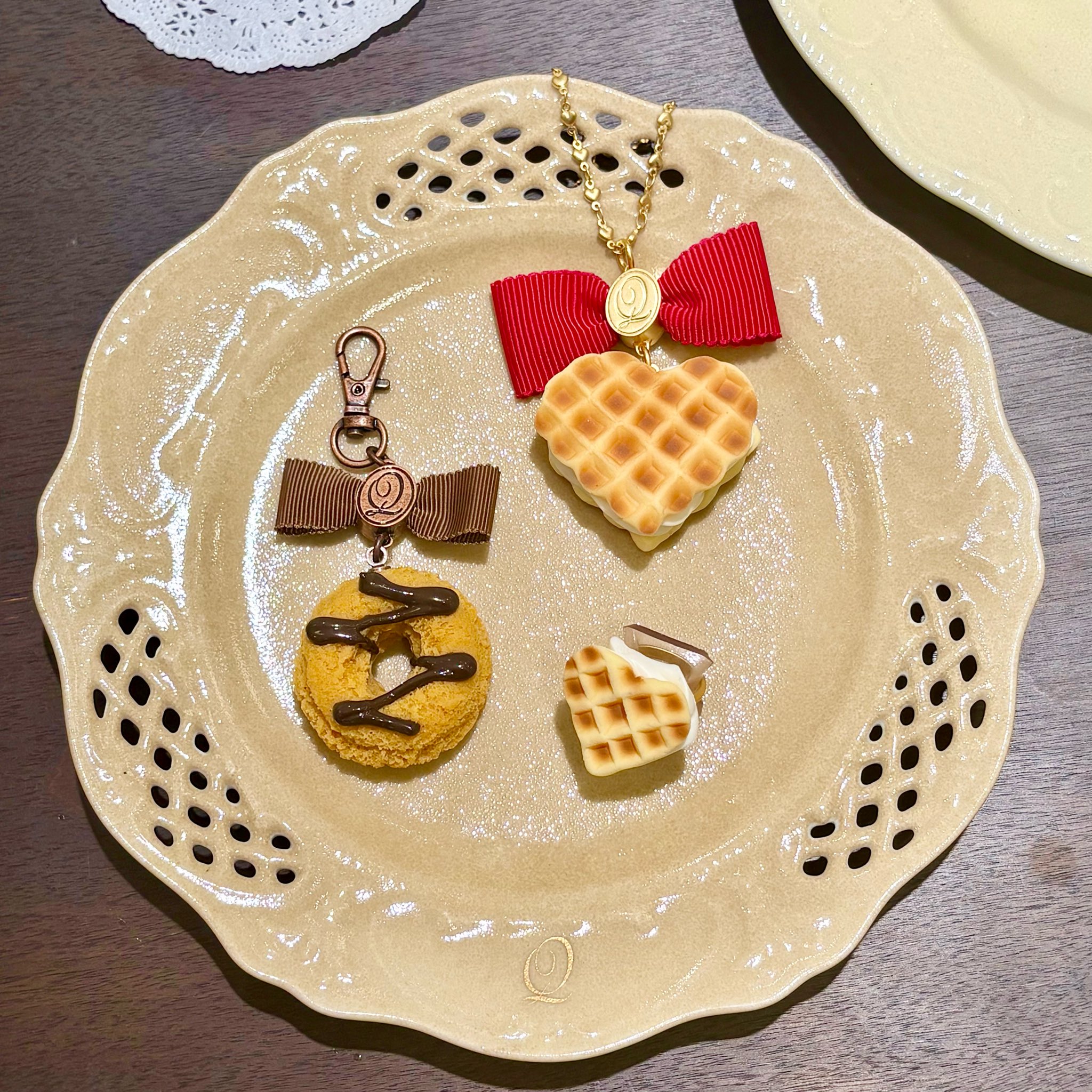 accessory - Search / X