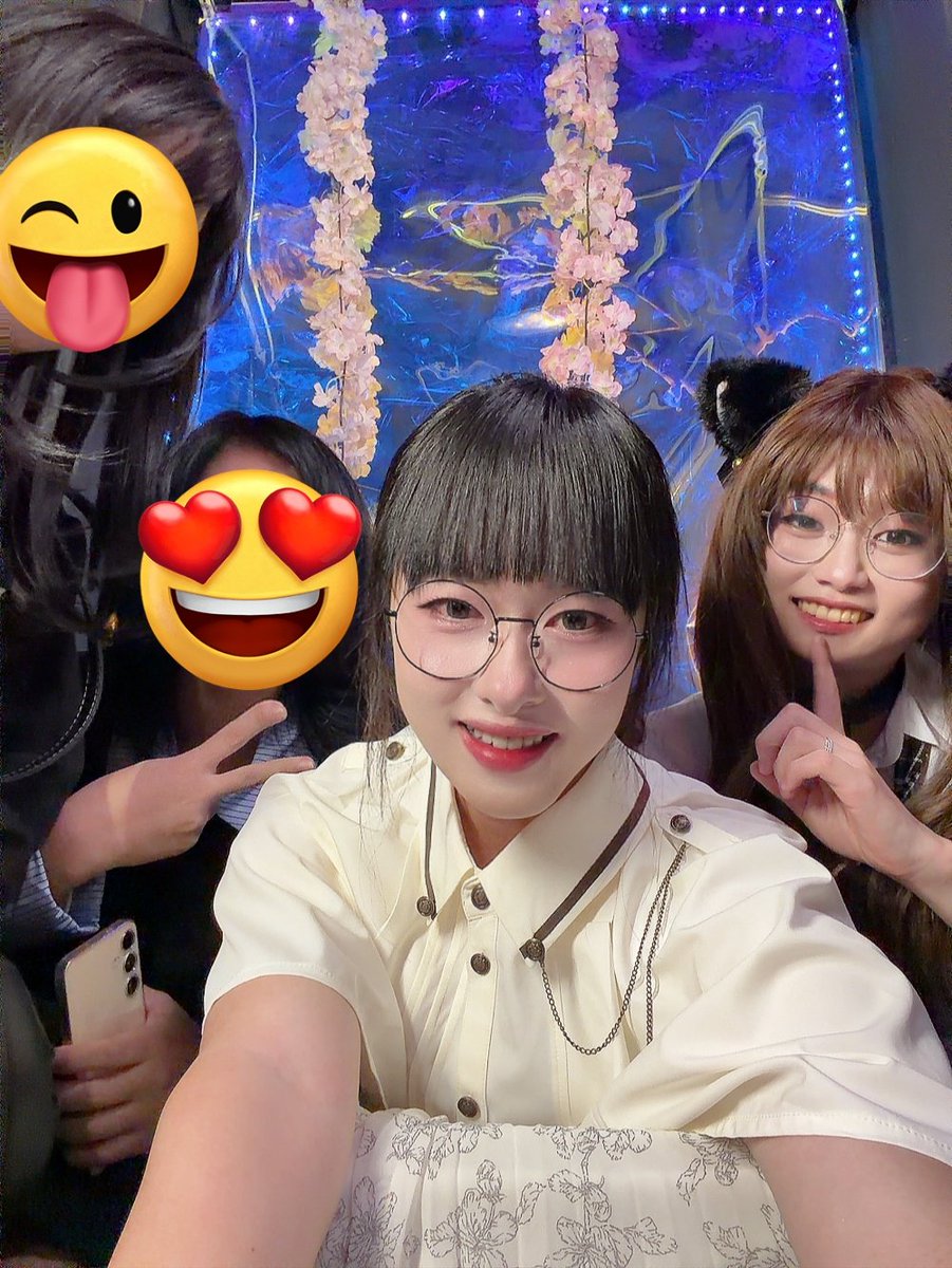 mozipeach's tweet photo. 레드페퍼 쪼아~~

구르미언니 짱이뽀!!
@cloud_sky1
#레페 #레드페퍼 #오토코노코 #CD https://t.co/BBX78LvOjj