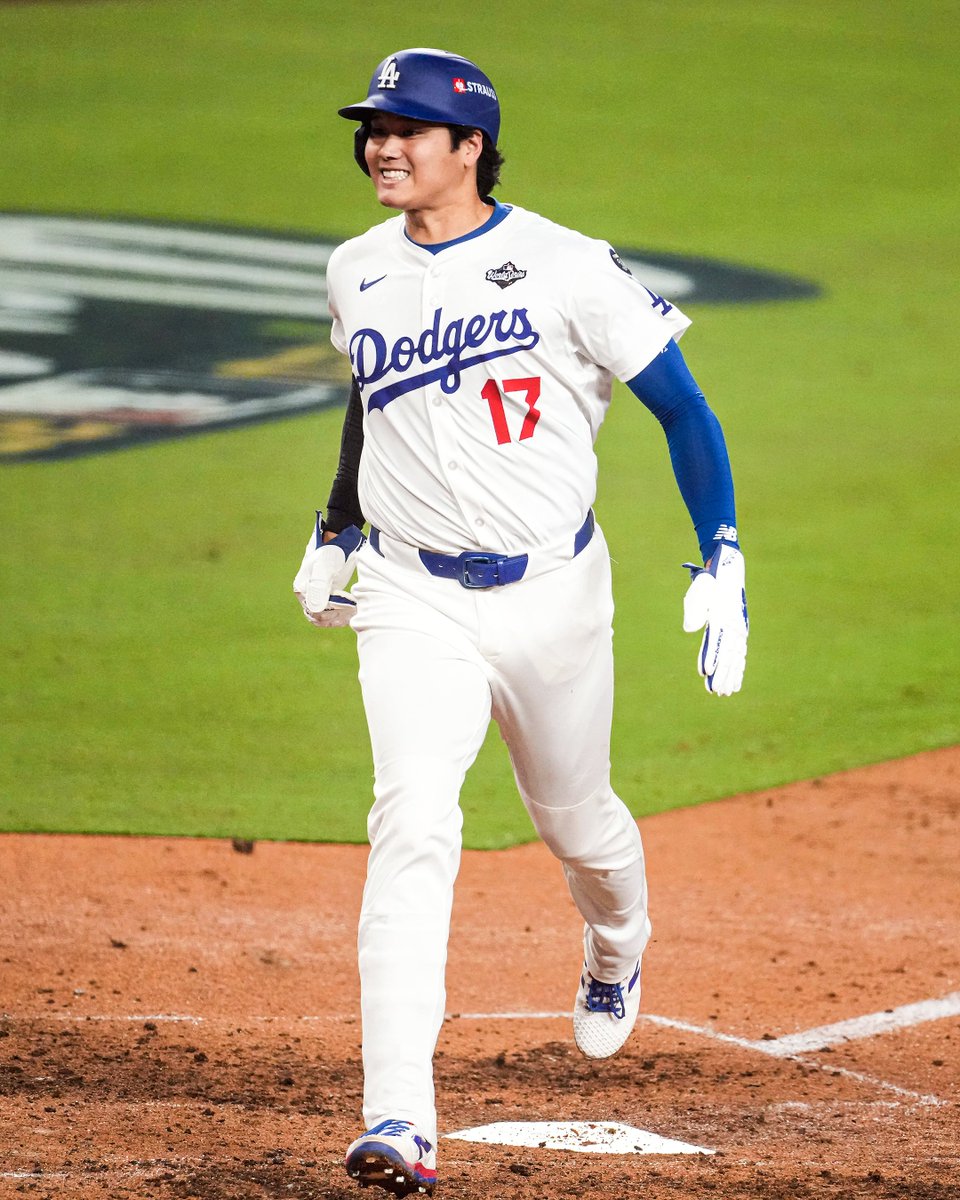 The Sporting News tweet media