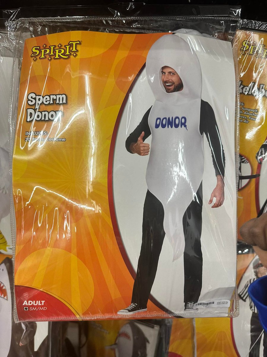 arch_random's tweet image. Halloween costumes-at the peak