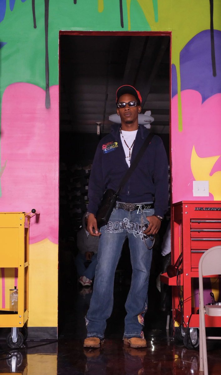 ArmyJitt's tweet photo. Need An Agent 🙌🏾

#agents #modelagents #runway #fashion #fashionstyle #FashionGoals https://t.co/bL12Yo2Z8E