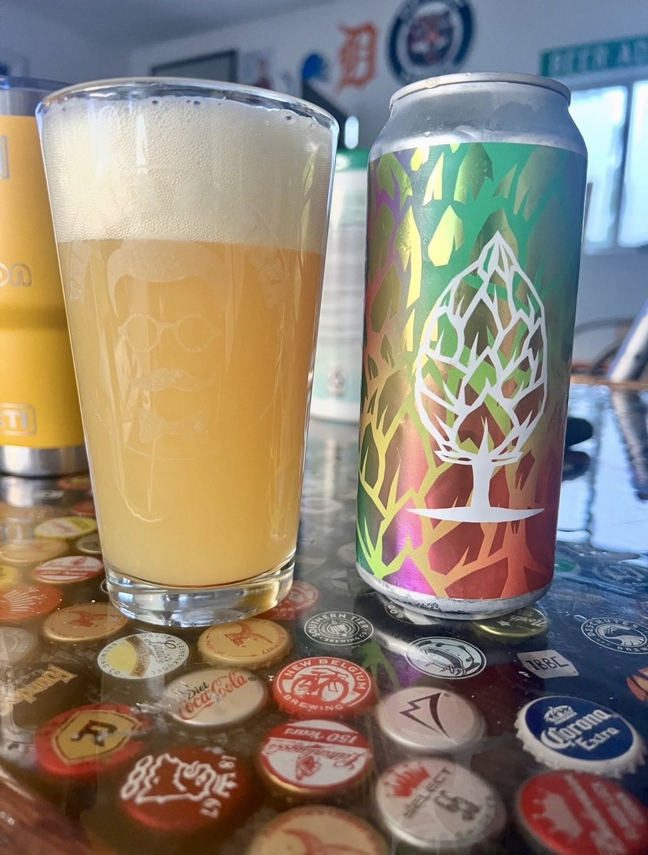 BeerAdviser's tweet photo. 🌳 Vivid Trees V3 – @BeerTreeBrew 

A hazy that hums instead of shouts—citrus, calm, and perfectly smooth.

One sip, you get the picture.
Rating: 4.253 #onesip

#BeerTreeBrewCo #VividTreesV3 #DoubleIPA #HazyIPA #NewEnglandIPA #CraftBeer #TheBeerAdviser #OneSipYouGetThePicture https://t.co/pXc4tDEJfX