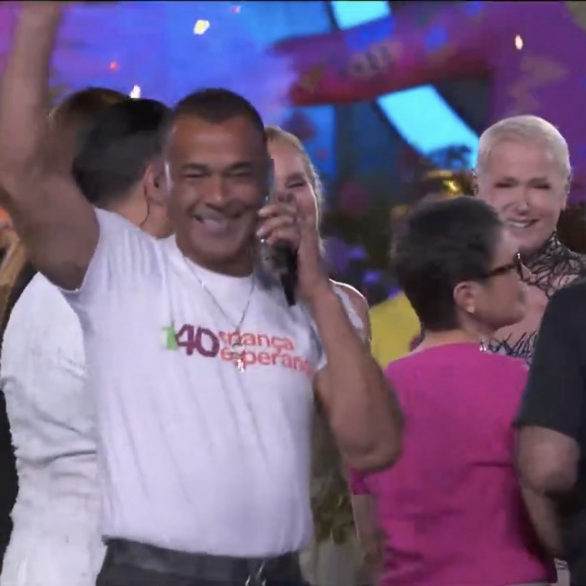 POV: meus dois moods do fim de ano se encontrando 🤝 #CriançaEsperança40Anos