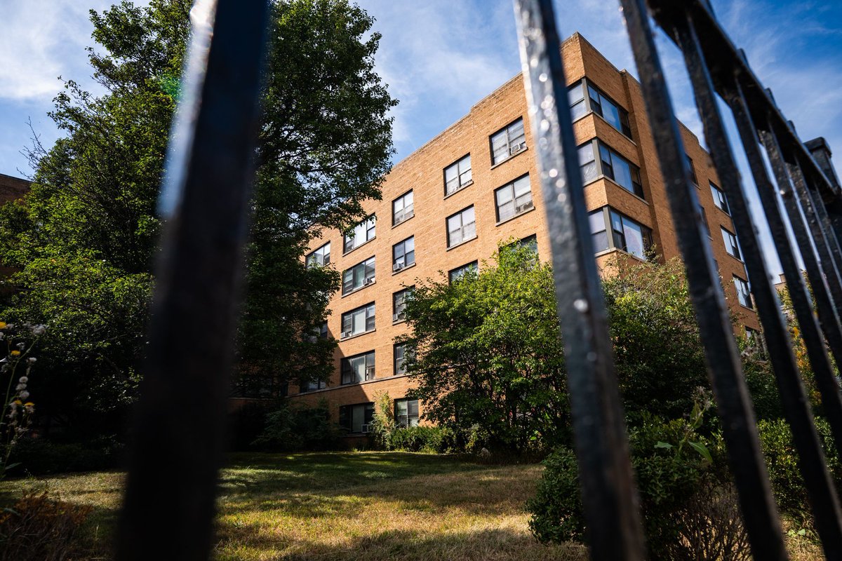 South Shore residents made thousands of distress calls to the city before a federal raid there made national news. 

The building averaged more than one emergency call a day over almost five years. blockclubchi.co/4oV24IH
