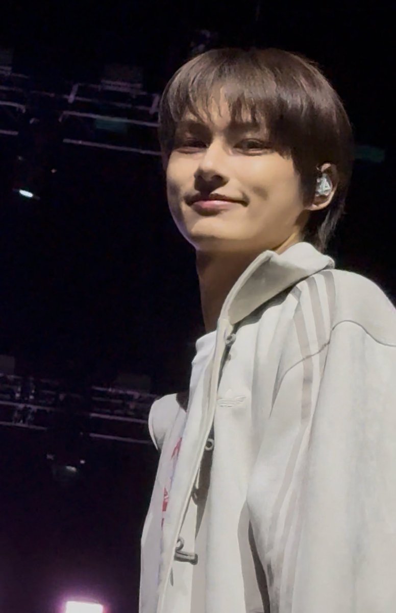 YasmeenOne's tweet photo. ilysm i hope ur happy always https://t.co/SRBPsTSM3Z